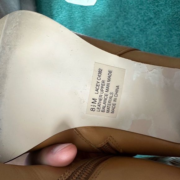 Mia Women’s boots - Picture 4 of 4